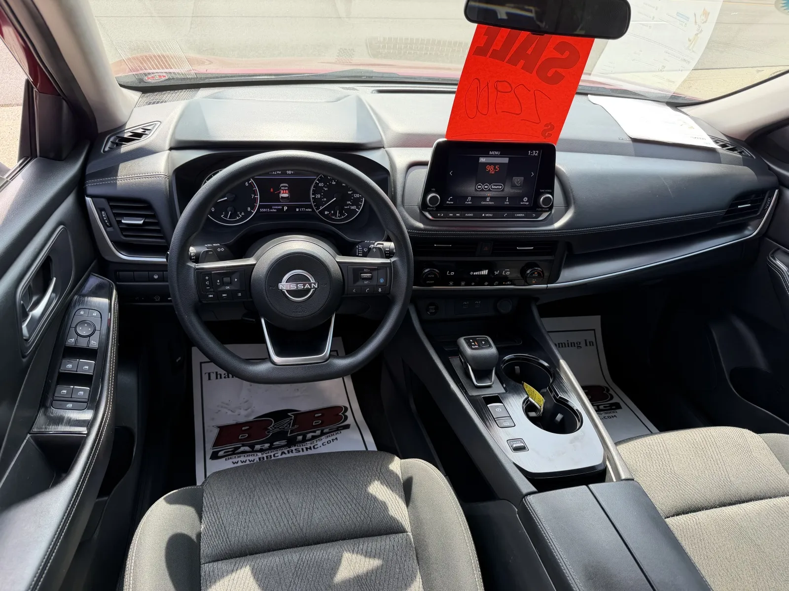 2024 Nissan Rogue SV - Photo 29