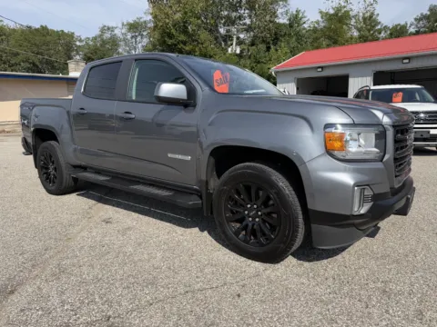 Another view of 2021 GMC Canyon Elevation for sale in Bedford, IN at B&B Cars Inc.