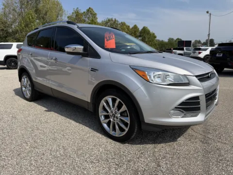 Another view of 2015 Ford Escape SE for sale in Bedford, IN at B&B Cars Inc.