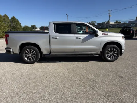 More photos of 2021 Chevrolet Silverado 1500 RST at B&B Cars Inc., IN