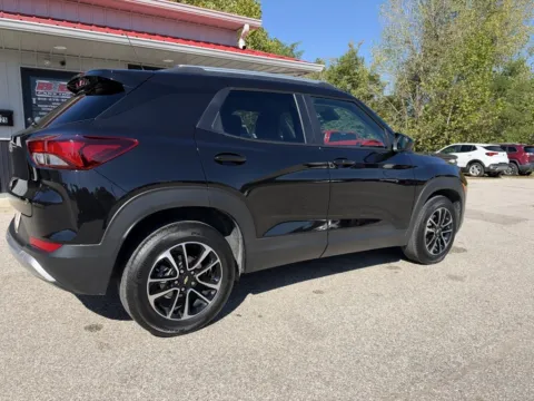 More photos of 2025 Chevrolet Trailblazer LT at B&B Cars Inc., IN