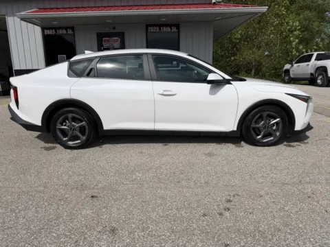 More photos of 2025 Kia K4 LXS at B&B Cars Inc., IN