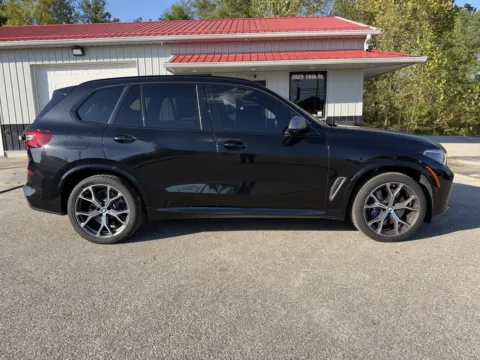 More photos of 2020 BMW X5 M50i xDrive at B&B Cars Inc., IN