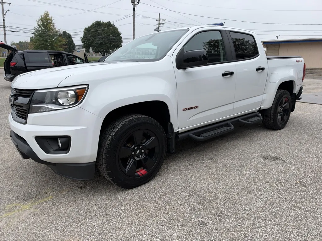 White 2018 Chevrolet Colorado LT for sale in Bedford, IN