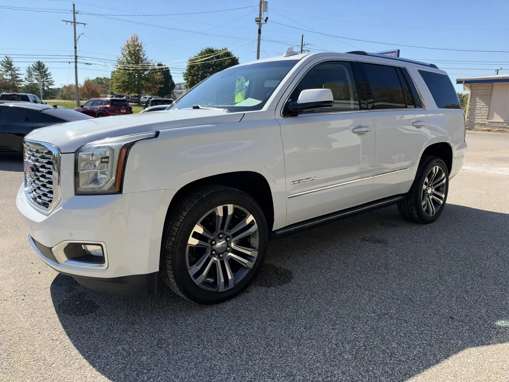 White 2018 GMC Yukon Denali for sale in Bedford, IN