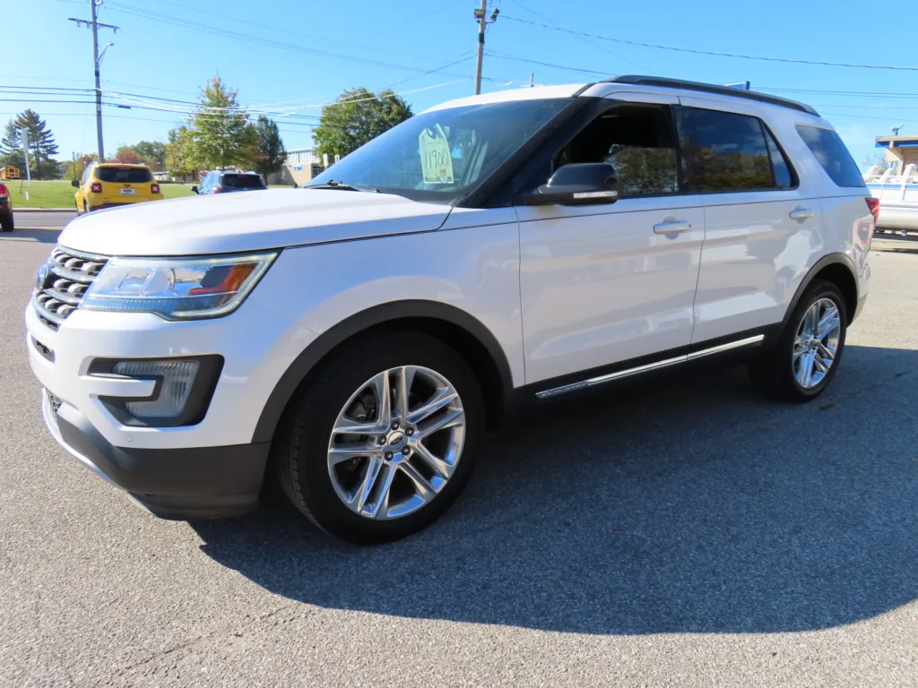 2017 Ford Explorer XLT for sale in Bedford, IN