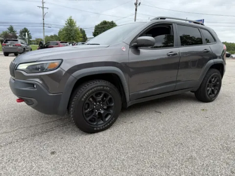 Gray 2019 Jeep Cherokee Trailhawk for sale in Bedford, IN