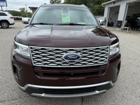 Photos of 2019 Ford Explorer Platinum for sale in Bedford, IN at B&B Cars Inc.