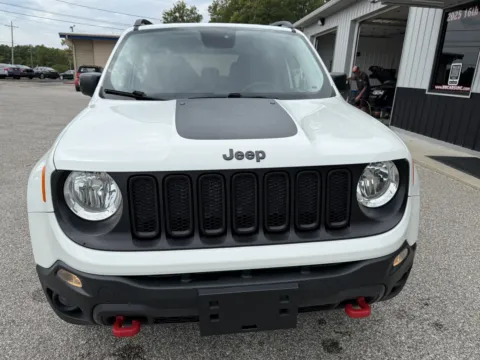 Photos of 2017 Jeep Renegade Trailhawk for sale in Bedford, IN at B&B Cars Inc.