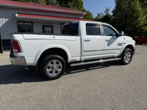 More photos of 2017 Ram 2500 Laramie at B&B Cars Inc., IN