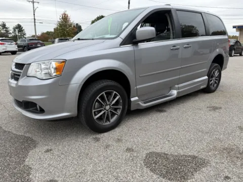Photos of 2017 Dodge Grand Caravan SXT for sale in Bedford, IN at B&B Cars Inc.