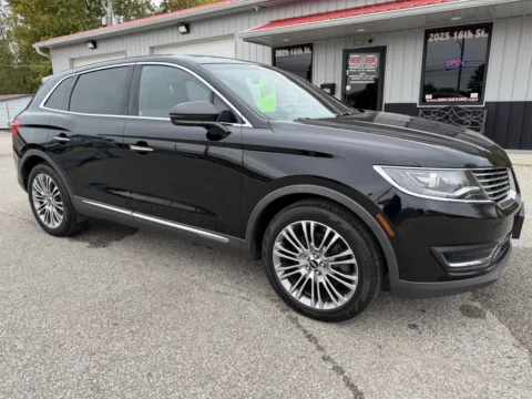 Another view of 2016 Lincoln MKX Reserve for sale in Bedford, IN at B&B Cars Inc.