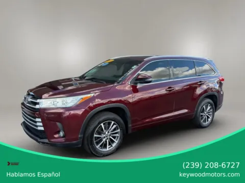 Red 2017 Toyota Highlander SE Sport Utility 4D for sale in Fort Myers, FL