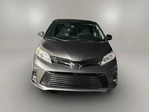 Photos of 2020 Toyota Sienna LE Minivan 4D for sale in Fort Myers, FL at Keywood Motors