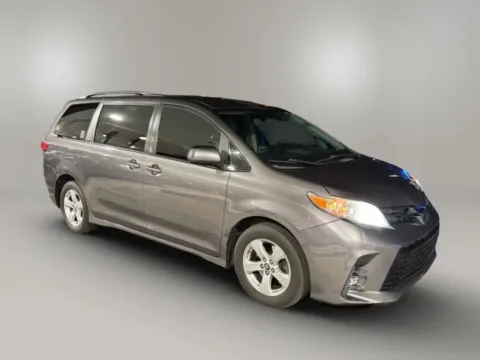 More photos of 2020 Toyota Sienna LE Minivan 4D at Keywood Motors, FL