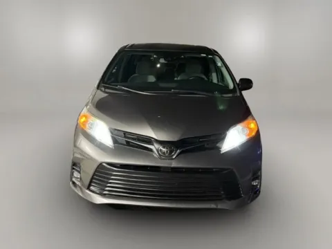 More photos of 2020 Toyota Sienna LE Minivan 4D at Keywood Motors, FL