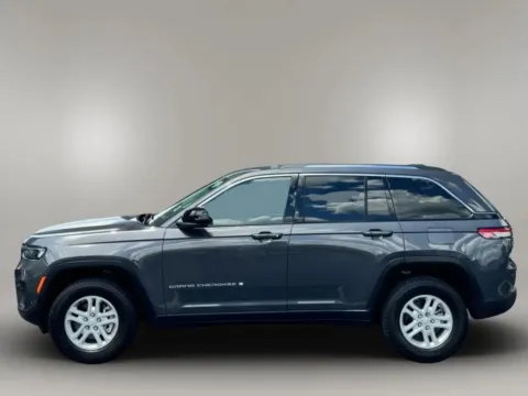 More photos of 2023 Jeep Grand Cherokee Laredo Sport Utility 4D at Keywood Motors, FL