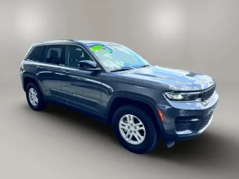 More photos of 2023 Jeep Grand Cherokee Laredo Sport Utility 4D at Keywood Motors, FL