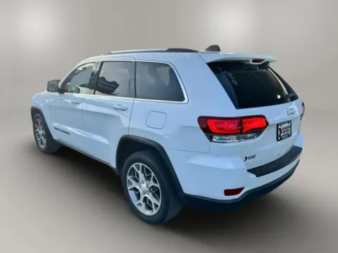 More photos of 2021 Jeep Grand Cherokee Laredo E Sport Utility 4D at Keywood Motors, FL