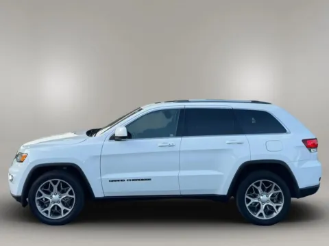 More photos of 2021 Jeep Grand Cherokee Laredo E Sport Utility 4D at Keywood Motors, FL