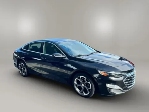 More photos of 2020 Chevrolet Malibu LT Sedan 4D at Keywood Motors, FL