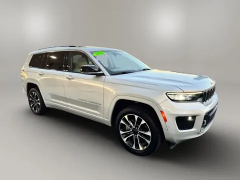 More photos of 2022 Jeep Grand Cherokee L Overland Sport Utility 4D at Keywood Motors, FL