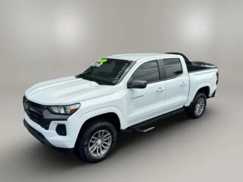 Photos of 2023 Chevrolet Colorado Crew Cab LT Pickup 4D 5 ft for sale in Fort Myers, FL at Keywood Motors