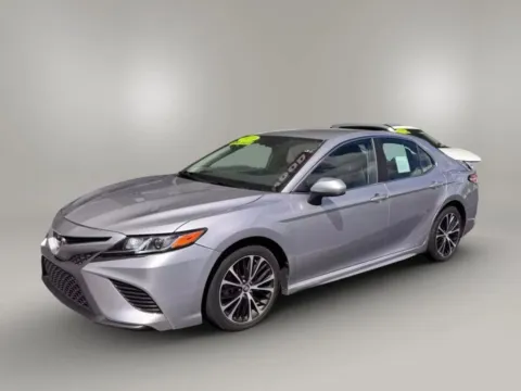 Photos of 2020 Toyota Camry SE Sedan 4D for sale in Fort Myers, FL at Keywood Motors