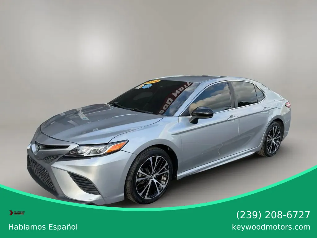 2020 Toyota Camry SE Sedan 4D