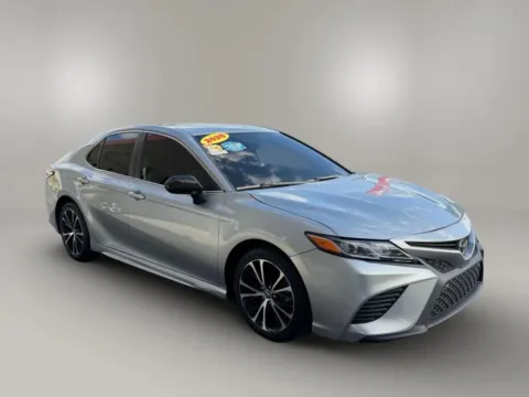 More photos of 2020 Toyota Camry SE Sedan 4D at Keywood Motors, FL