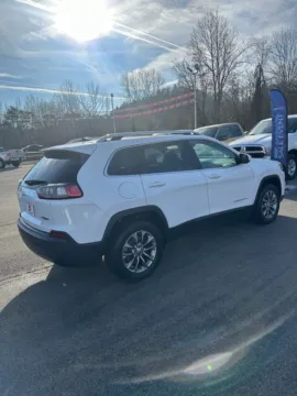 More photos of 2019 Jeep Cherokee Latitude Plus 4x4 at Number One Auto Sales, WV