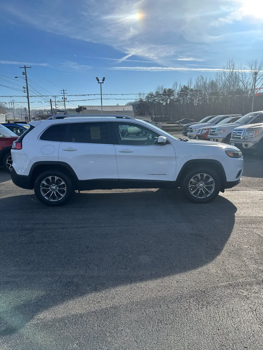 Another view of 2019 Jeep Cherokee Latitude Plus 4x4 for sale in Buckhannon, WV at Number One Auto Sales