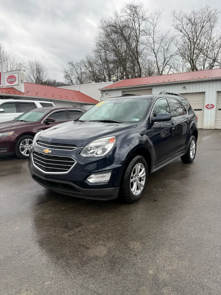2016 Chevrolet Equinox LT's photo