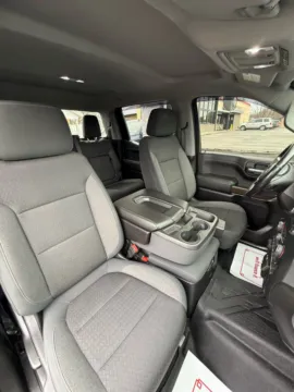 More photos of 2019 Chevrolet Silverado 1500 RST Crew Cab 4x4 at Number One Auto Sales, WV