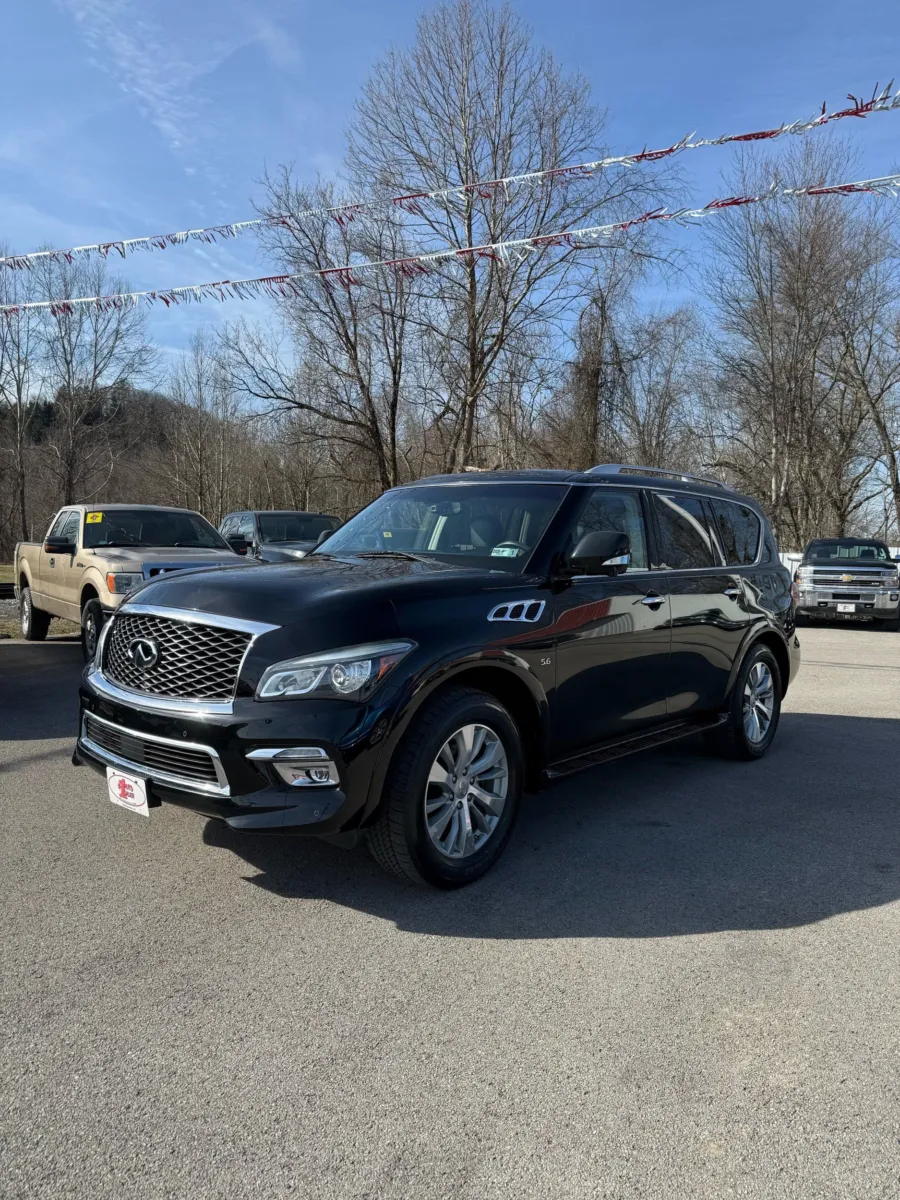 Black 2016 Infiniti QX80 for sale in Buckhannon, WV