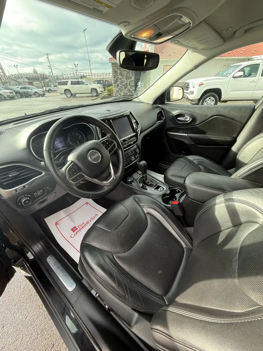 More photos of 2019 Jeep Cherokee Limited 4x4 at Number One Auto Sales, WV