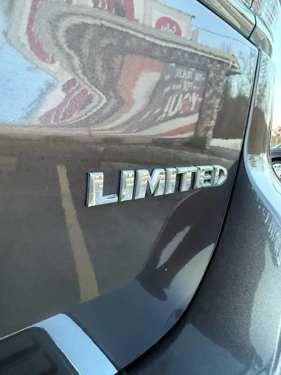 More photos of 2020 Jeep Grand Cherokee Limited 4x4 at Number One Auto Sales, WV