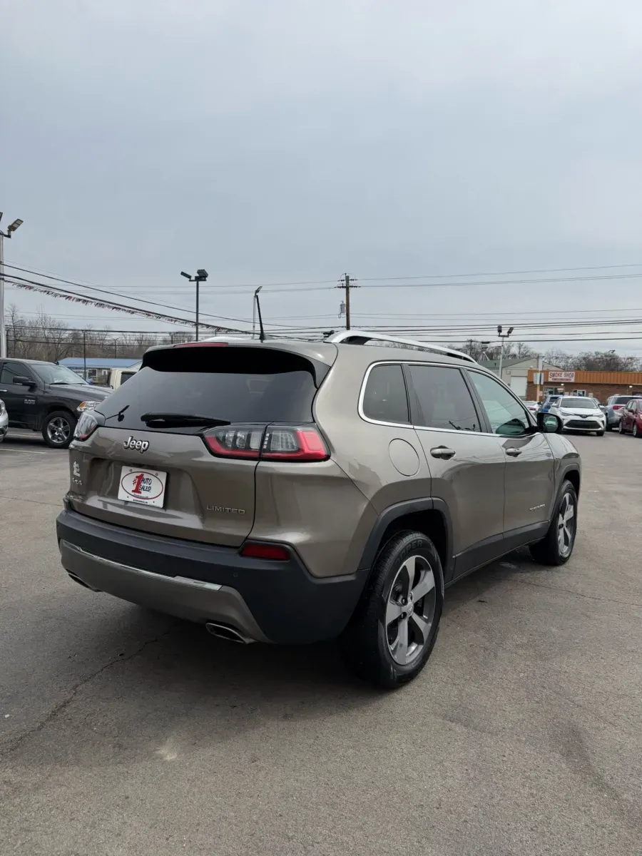 More photos of 2019 Jeep Cherokee Limited 4x4 at Number One Auto Sales, WV