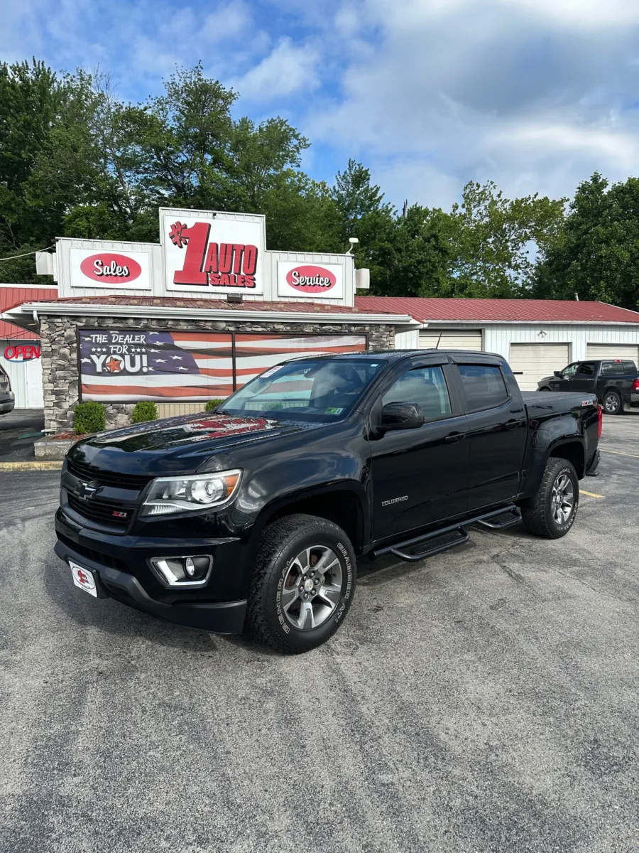 2017 Chevrolet Colorado Crew Cab Z71 4x4 for sale in Buckhannon, WV