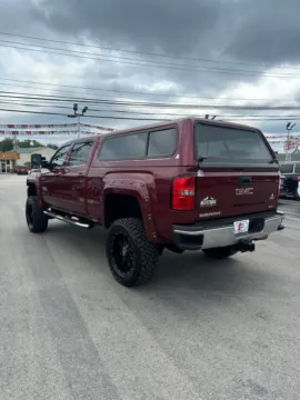 More photos of 2015 GMC Sierra 2500HD SLE Crew Cab 4x4 at Number One Auto Sales, WV