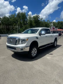 White 2016 Nissan Titan XD SL Crew Cab 4x4 - Diesel! for sale in Buckhannon, WV