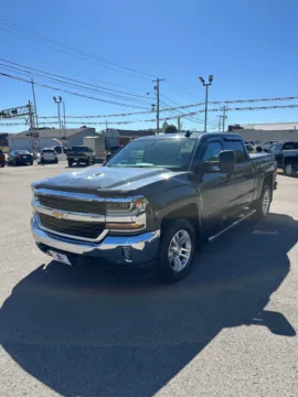 Gray 2018 Chevrolet Silverado 1500 LT Crew Cab 4x4 for sale in Buckhannon, WV