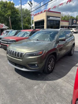 Green 2019 Jeep Cherokee Latitude Plus for sale in Buckhannon, WV