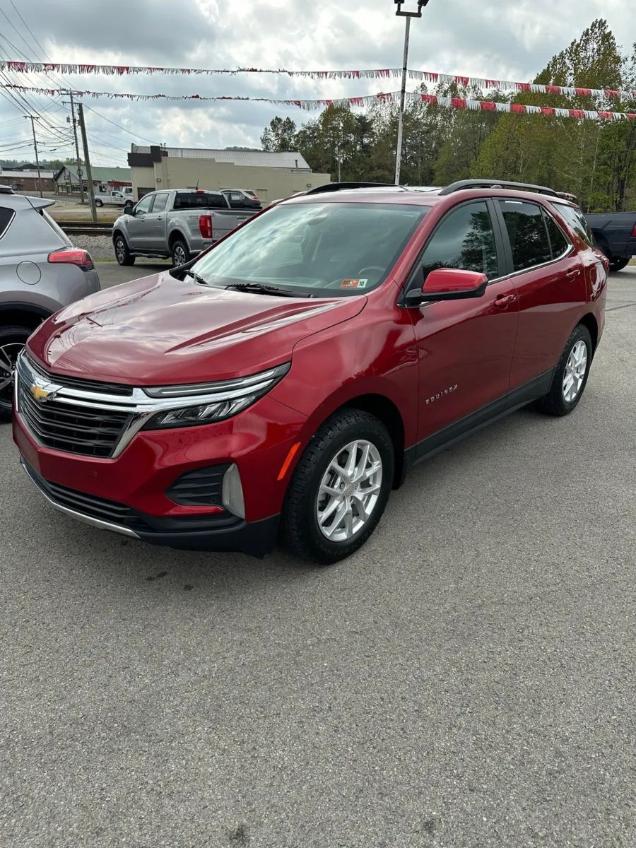 Red 2023 Chevrolet Equinox AWD LT for sale in Buckhannon, WV