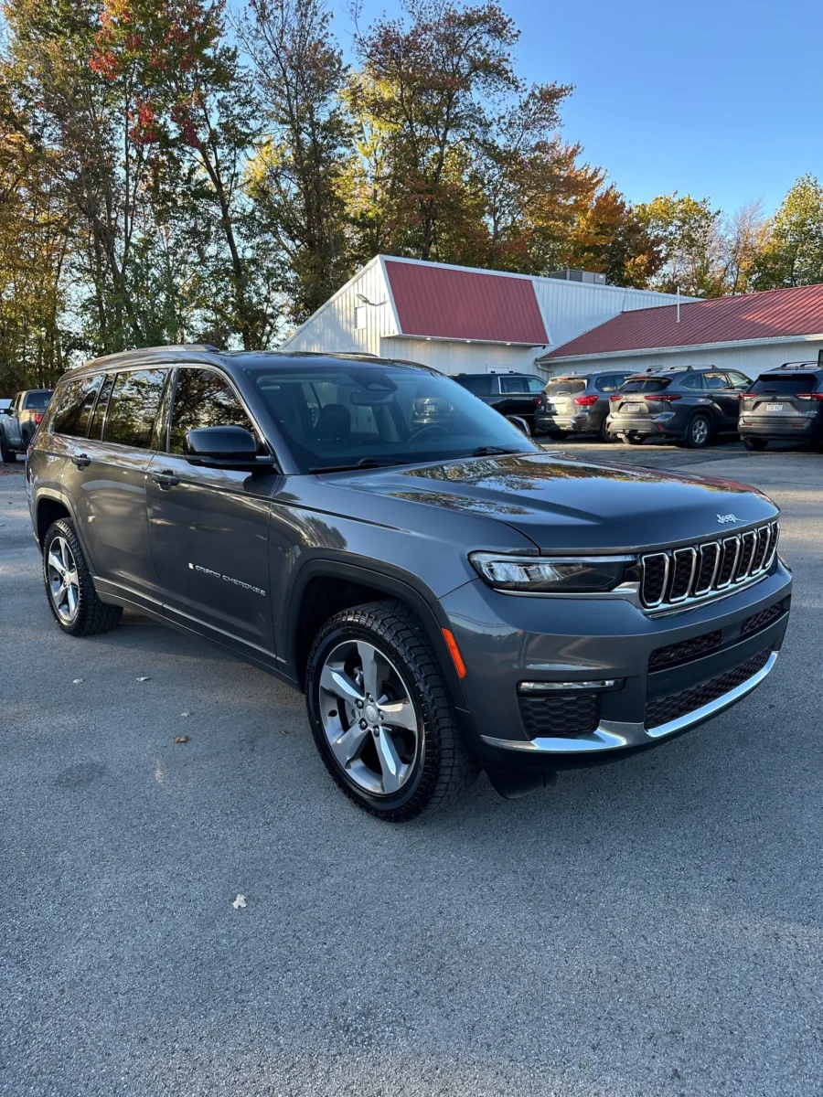 Photos of 2022 Jeep Grand Cherokee L Limited 4x4 - 3RD ROW! for sale in Buckhannon, WV at Number One Auto Sales