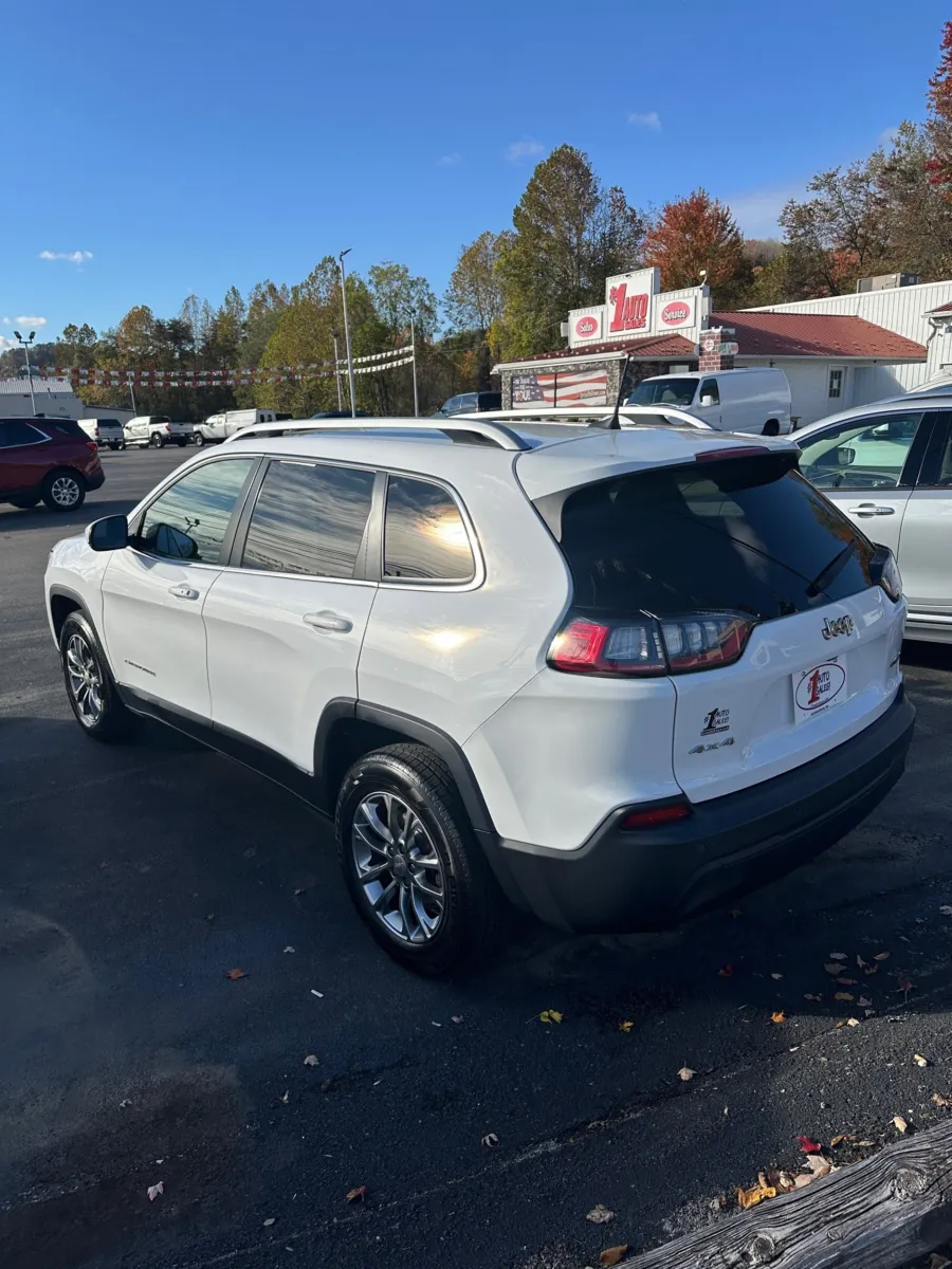 More photos of 2019 Jeep Cherokee Latitude Plus 4X4 at Number One Auto Sales, WV