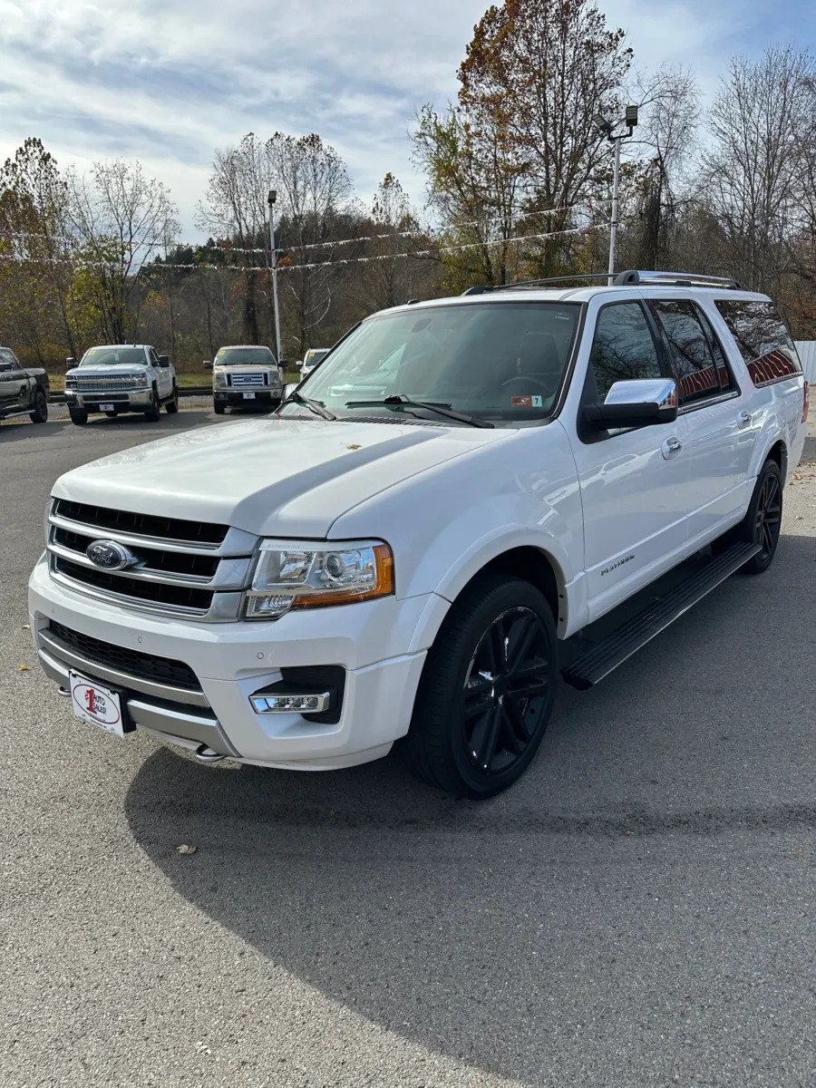 White 2017 Ford Expedition EL Platinum EL 4X4 for sale in Buckhannon, WV