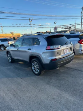 More photos of 2019 Jeep Cherokee Latitude Plus 4x4 at Number One Auto Sales, WV