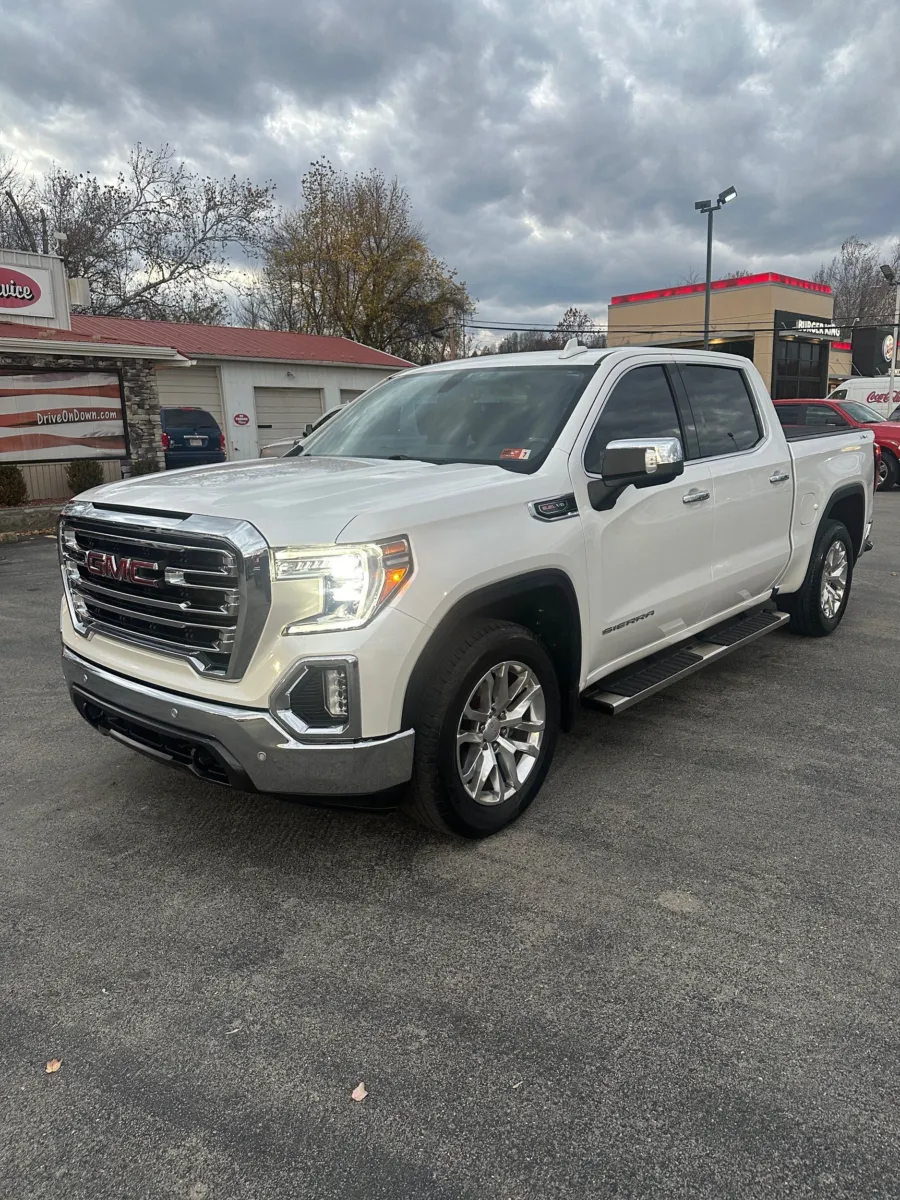 2019 GMC Sierra 1500 SLT Crew Cab 4x4