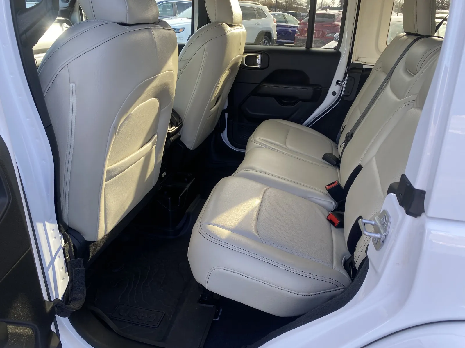 2021 Jeep Wrangler Unlimited Sahara - Photo 19